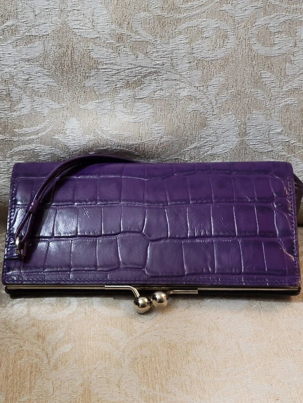BURBERRY CLUTCH WRISTLET CROC PRINT LEATHER